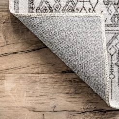 NuLOOM New Arrivals Kehlani Distressed Diamond Area Rug