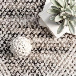 NuLOOM Kenia Distressed Diamond Cotton Blend Area Rug