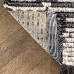 NuLOOM New Arrivals Rubena Soft Shag Diamond Trellis Fringe Area Rug