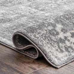 NuLOOM Vintage Medallion Maranda Area Rug