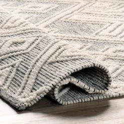 NuLOOM New Arrivals Beth High Low Hand Tufted Wool Diamond Tile Area Rug