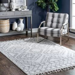 NuLOOM Vasiliki Moroccan Tribal Tassel Area Rug