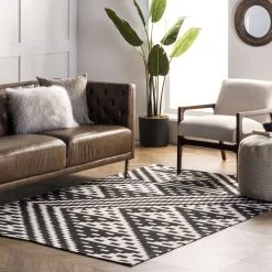 NuLOOM New Arrivals Jagged Modern Trellis Area Rug