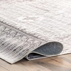 NuLOOM New Arrivals Kehlani Distressed Diamond Area Rug