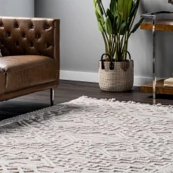NuLOOM Diamond Opal Area Rug