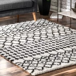 NuLOOM New Arrivals Barbara Moroccan Shag Area Rug
