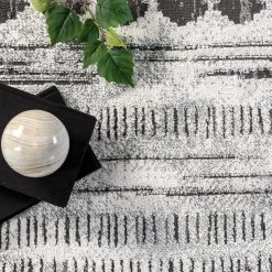 NuLOOM New Arrivals Aida Tribal Banded Bohemian Area Rug