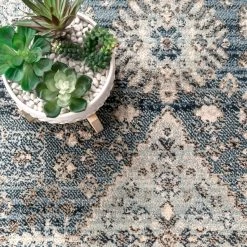 NuLOOM New Arrivals Vintage Melani Medallion Fringe Area Rug