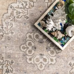 NuLOOM Kalen Hand Woven Vintage Medallion Flatweave Area Rug