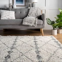 NuLOOM New Arrivals Selah Geometric Shag Area Rug 38 NuLOOM New Arrivals Selah Geometric Shag Area Rug
