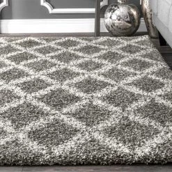 NuLOOM Sharika Lattice Shaggy Area Rug New Arrivals