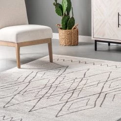 NuLOOM New Arrivals Miriam Machine Washable Geometric Diamond Area Rug