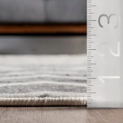 NuLOOM Patty Modern Diamonds Area Rug