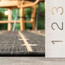 NuLOOM Kiernan Vertical Teardrop Stripe Indoor/Outdoor Area Rug 23 NuLOOM Kiernan Vertical Teardrop Stripe Indoor/Outdoor Area Rug