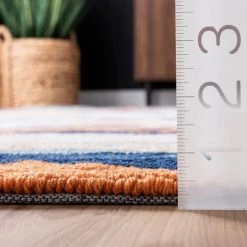 NuLOOM Hand Hooked Tribal Rhona