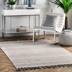 NuLOOM Rose Stripe Cotton Flatweave Tassel Area Rug New Arrivals