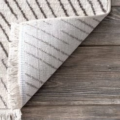 NuLOOM Jazlyn Broken Chevrons Area Rug