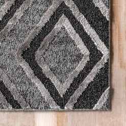 NuLOOM Trina Contemporary Diamonds Area Rug
