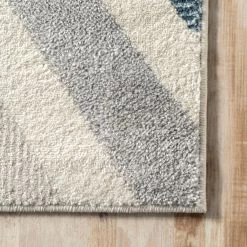 NuLOOM New Arrivals Neveah Contemporary Chevron Area Rug