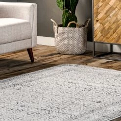 NuLOOM Michelle Distressed Vintage Bordered Fringe Area Rug New Arrivals