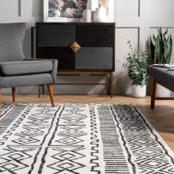 NuLOOM Alisa Tribal Area Rug New Arrivals