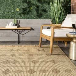 NuLOOM New Arrivals Alexandra Aztec Indoor/Outdoor Area Rug