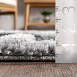 NuLOOM Saveah High Low Soft Shaggy Moroccan Diamond Tassel Area Rug