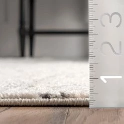 NuLOOM New Arrivals Leila Abstract Modern Medallion Area Rug