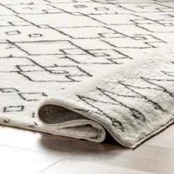 NuLOOM Tribal Striped Washable Shag Area Rug