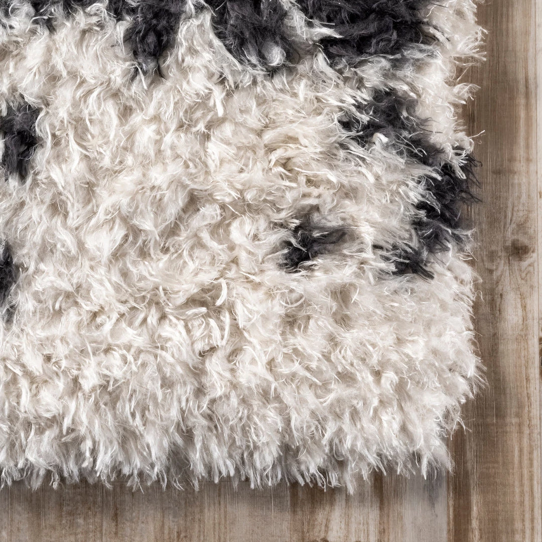 NuLOOM Amabella Abstract Cozy Soft & Fluffy Shag Area Rug 5 NuLOOM Amabella Abstract Cozy Soft & Fluffy Shag Area Rug