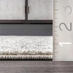 NuLOOM New Arrivals Camila Greek Diamond Trellis Area Rug