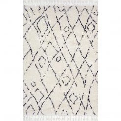 NuLOOM Nieves Moroccan Diamond Tassel Area Rug