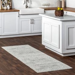 NuLOOM New Arrivals Leila Abstract Modern Medallion Area Rug