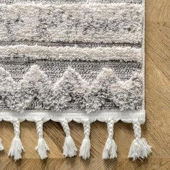 NuLOOM Essie Textured Tribal Aztec Tassel Area Rug New Arrivals