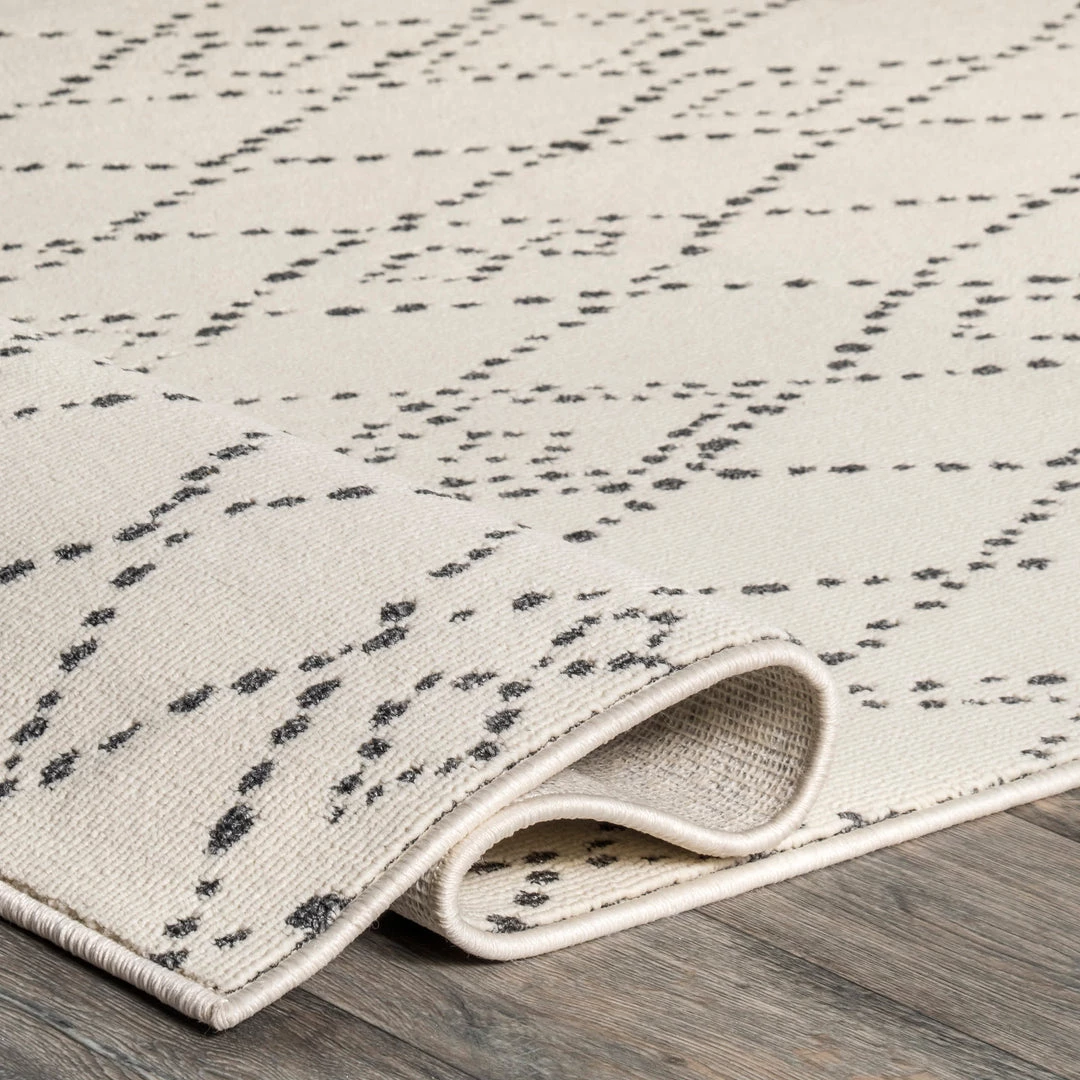 NuLOOM Ria Bohemian Diamond Area Rug New Arrivals 4 NuLOOM Ria Bohemian Diamond Area Rug New Arrivals