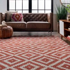 NuLOOM Hand Tufted Kellee Area Rug