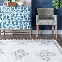 NuLOOM Mackie Moroccan Diamond Tassel Area Rug New Arrivals