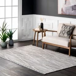 NuLOOM New Arrivals Marcy Geometric Tasseled Area Rug