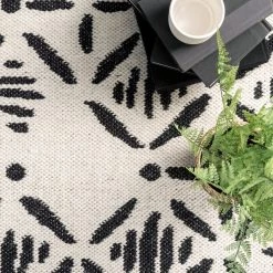 NuLOOM New Arrivals Kirsten Hand Loomed Tribal Wool Area Rug 14 NuLOOM New Arrivals Kirsten Hand Loomed Tribal Wool Area Rug