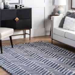 NuLOOM Contemporary Hand Tufted Alex Area Rug