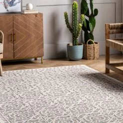 NuLOOM New Arrivals Arya Textured Handmade Wool Area Rug