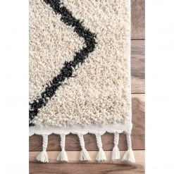 NuLOOM Michelle Diamond Trellis Tassel Area Rug New Arrivals