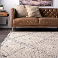 NuLOOM Blaine Dotted Diamond Area Rug 18 NuLOOM Blaine Dotted Diamond Area Rug