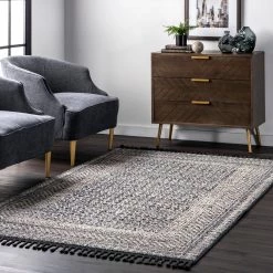 NuLOOM New Arrivals Claudia Diamond Tassel Area Rug