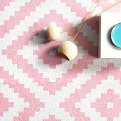 NuLOOM New Arrivals Kellee Machine Washable Modern Diamonds Area Rug