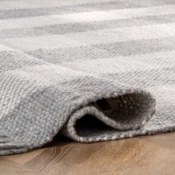 NuLOOM Ellis Hand Woven Farmhouse Plaid Fringe Area Rug New Arrivals