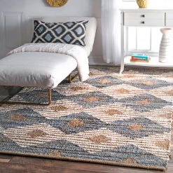NuLOOM Hand Braided Marla Denim And Jute Diamonds Bedroom