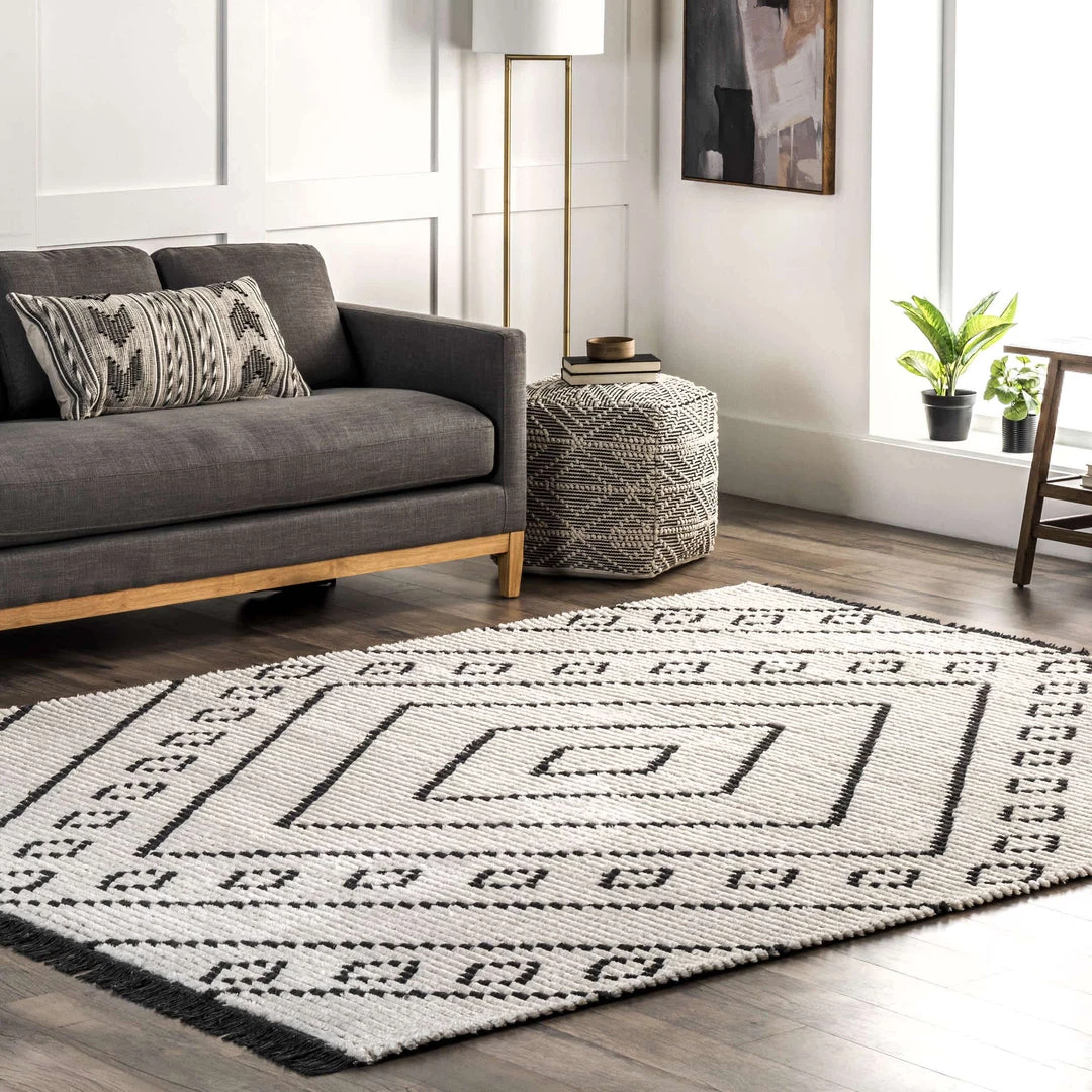 NuLOOM New Arrivals Lara Diamond Fringed Area Rug 2 NuLOOM New Arrivals Lara Diamond Fringed Area Rug