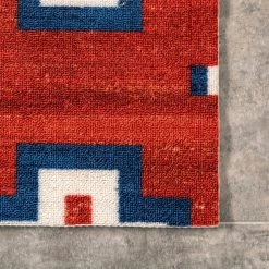 NuLOOM Lani Aztec Indoor/Outdoor Area Rug