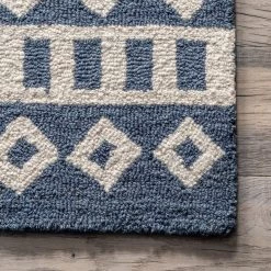 NuLOOM Meadow Hand Tufted Wool Tribal Geometric Area Rug New Arrivals